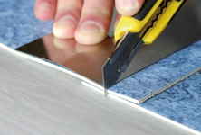 how-and-what-to-glue-the-joints-of-linoleum-v3v0q40-222x150