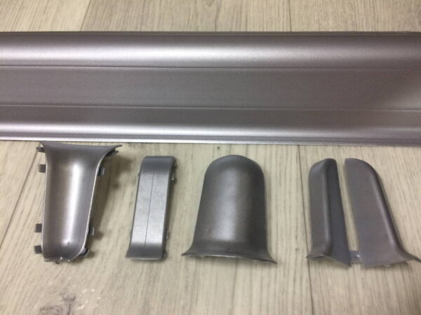 plinth-ideal-comfort-081-metallic-silver-960x720-w2v0q70